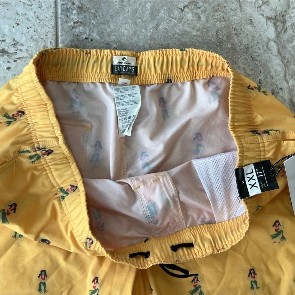 Rip Curl NWT Tropical Vibes 17” Volley Swim Board Shorts Washed Yellow, XXL